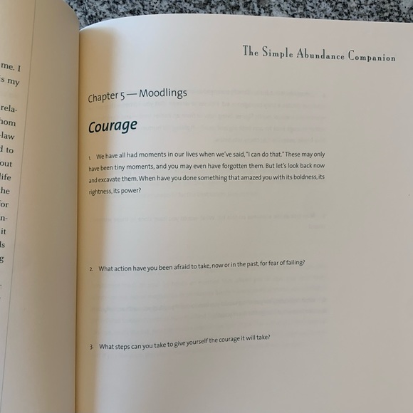 Simple Abundance Book Set - Picture 4 of 5